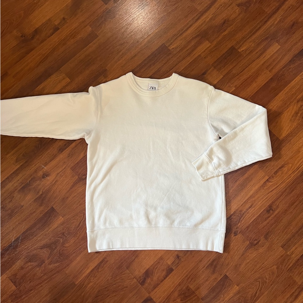 ZARA CREWNECK SWEATER SIZE S